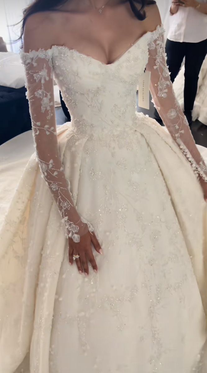 Dreamy Wedding Dress Ball Gowns Off The Shoulder Lace Wedding Dresses Bridal Gown Main image
