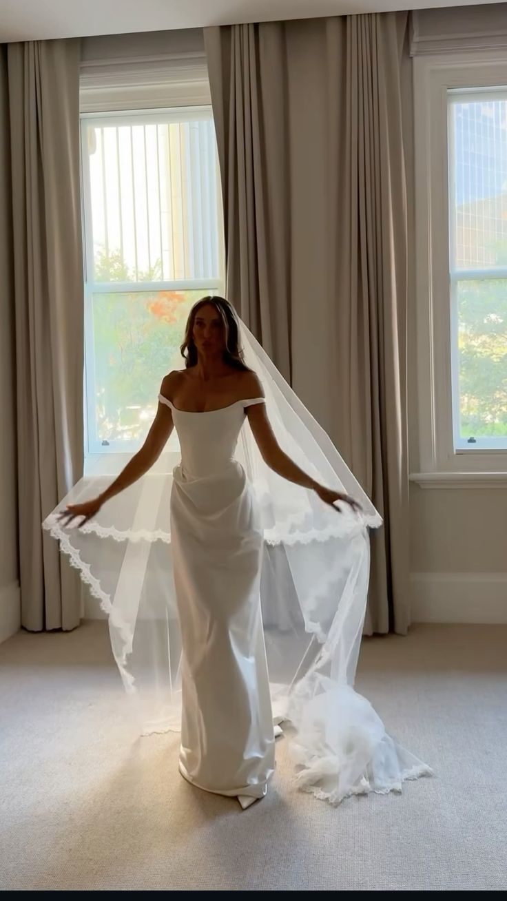 Dreamy Wedding Dress Sheath Off The Shoulder White Satin Summer Long Wedding Dresses Bridal Gown Main image