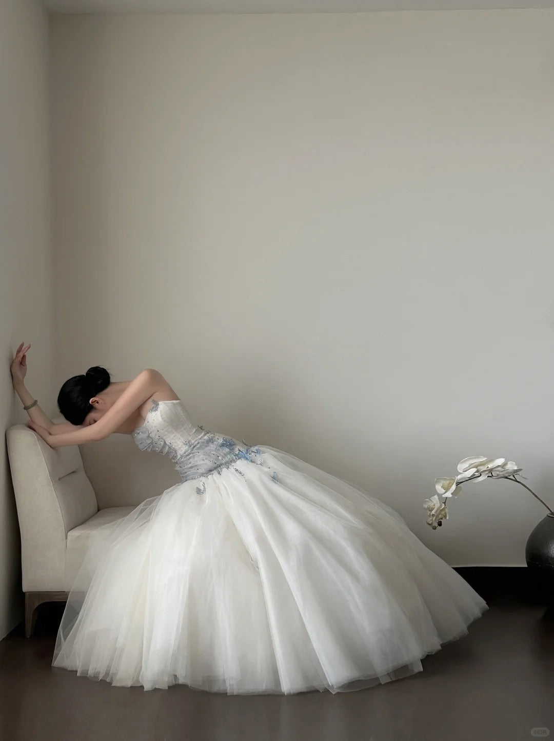 Dreamy White And Blue Gradient A-Line Strapless Tulle Long Prom Dresses Wedding Dresses Secondary image