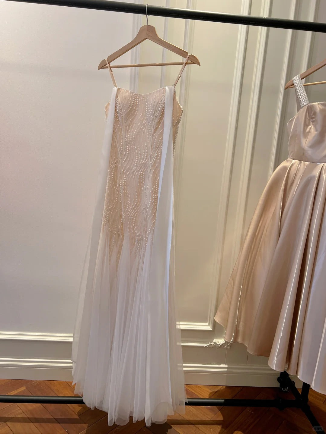 Elegant A-Line Strap Pearl Tulle Long Prom Dresses Evening Dresses