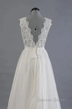 Elegant And Noble A Shaped V Neck Belt With Stickers For Beach And Floor Length Wedding Dresses