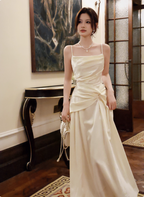 Elegant Beige Spaghetti Strap Square Neck Knot-Embellished Satin Long Prom Dresses Evening Dresses Bridesmaid Dresses