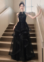 Elegant Black A-Line Halter Neck Chain Sequined Tulle Long Prom Dresses Evening Dresses