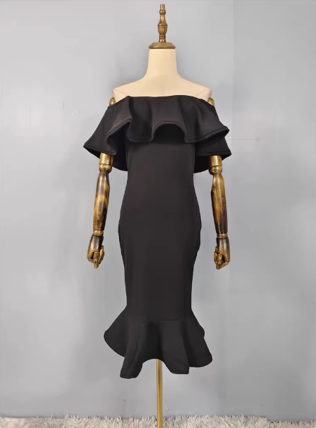 Elegant Black Mermaid Off-The-Shoulder Ruffled Satin Prom Dresses Evening Dresses Main image