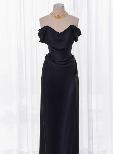 Elegant Black Slim-Fit Off-The-Shoulder Satin Long Prom Dresses Evening Dresses