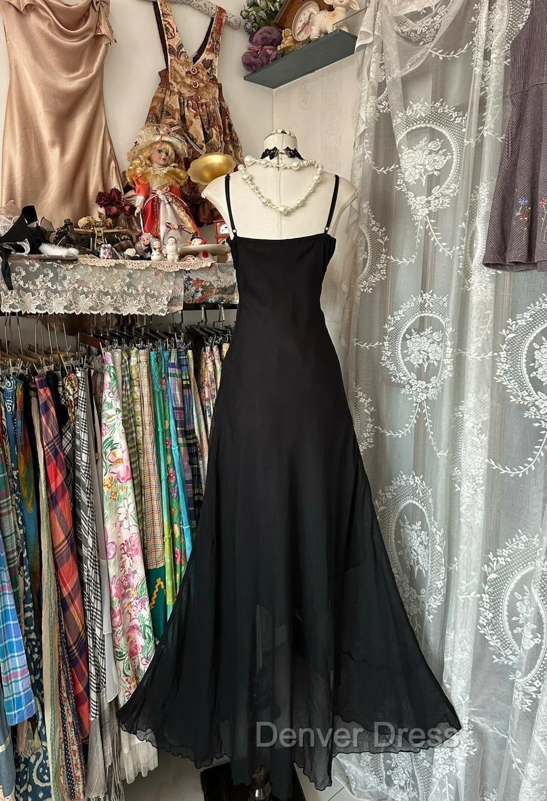Elegant Black Spaghetti Strap Mermaid Chiffon Prom Dresses