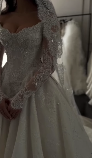 Elegant Bridal Dress Ball Gowns Off The Shoulder White Lace Wedding Dresses Minimalist Bridal Gown Secondary image