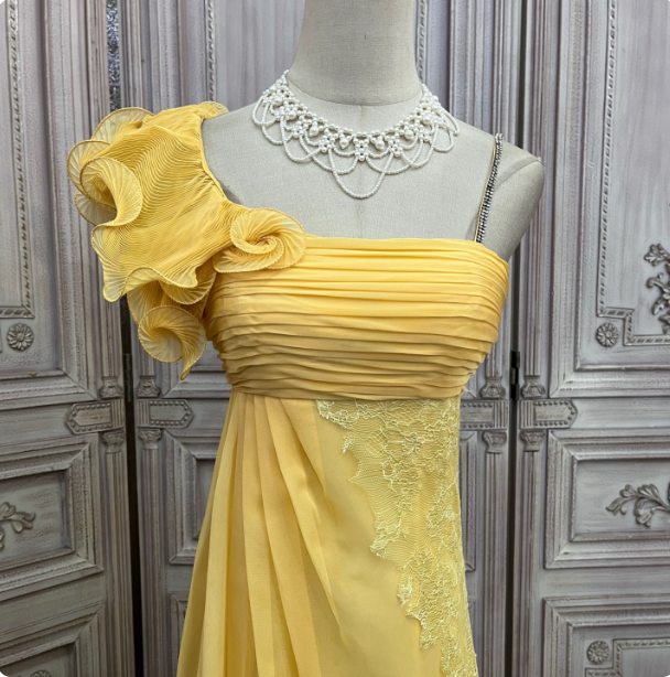 Elegant Bright Yellow A-Line One-Shoulder Ruched Floral-Appliqu¨¦ Chiffon Long Prom Dresses Evening Dresses Secondary image