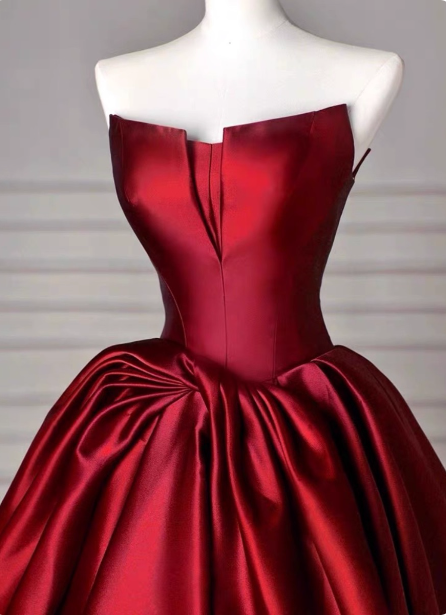 Elegant Burgundy A-Line Strapless Satin Train Prom Dresses Evening Dresses