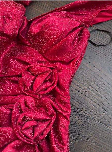 Elegant Burgundy Mermaid Jacquard Satin V-Neck Prom Dress Simple Prom Dresses