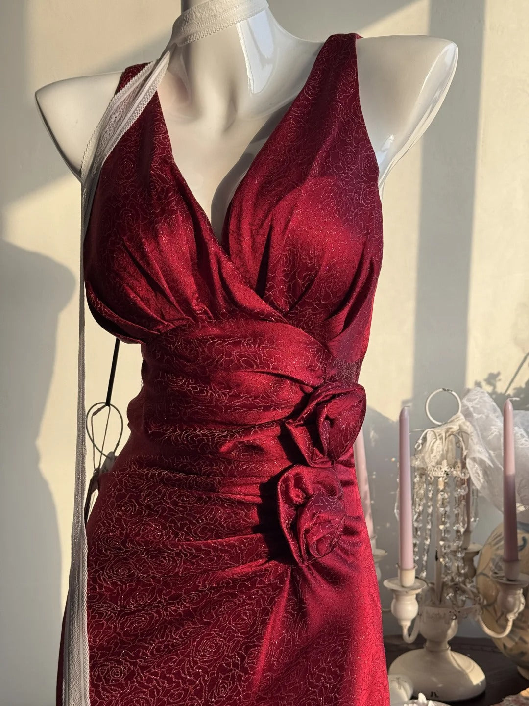Elegant Burgundy Mermaid Jacquard Satin V-Neck Prom Dress Simple Prom Dresses