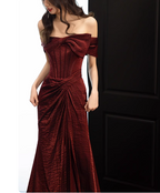 Elegant Burgundy Mermaid Off-The-Shoulder Ruffled Satin Train Prom Dresses Evening Dresses