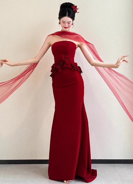 Elegant Burgundy Mermaid Strapless 3D Floral Satin Train Prom Dresses Evening Dresses