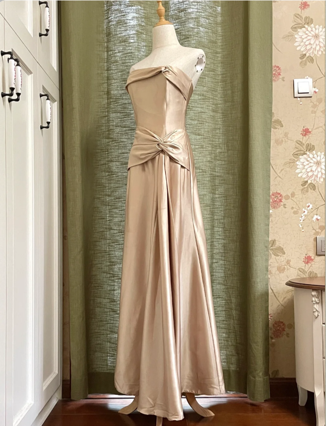 Elegant Champagne A-Line Strapless Twisted Satin Long Prom Dresses Evening Dresses Bridesmaid Dresses
