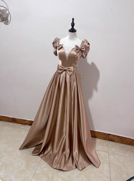 Elegant Champagne Gold Deep V-Neck Bow Satin Long Prom Dresses Evening Dresses Secondary image