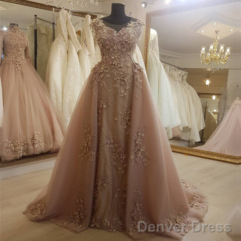Elegant Champagne Lace Mermaid Prom Gown