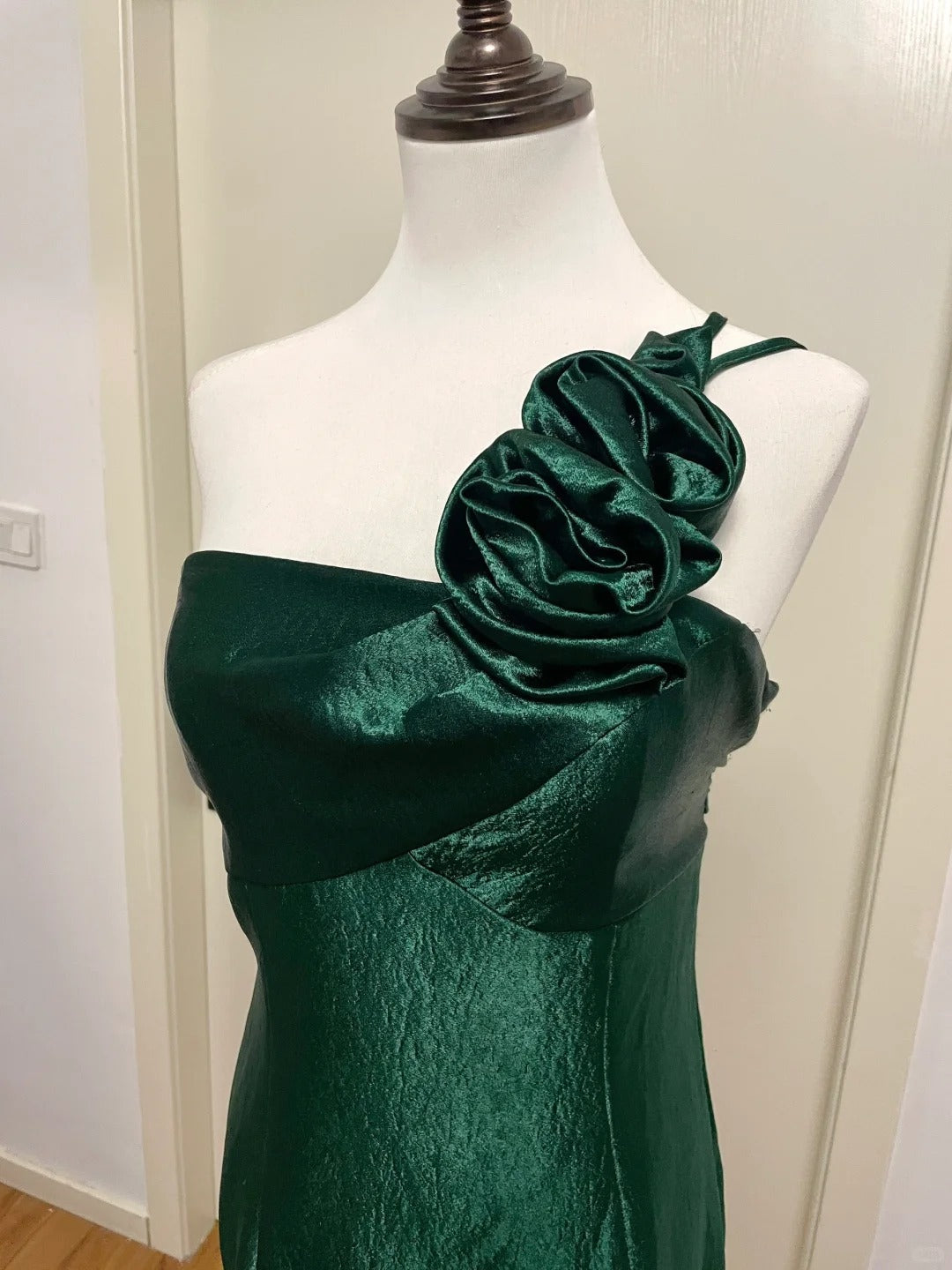 Elegant Dark Green 3D Floral One-Shoulder Satin Long Prom Dresses Evening Dresses
