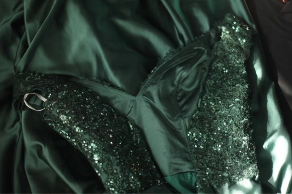 Elegant Dark Green A-Line Off-Shoulder Sequined Satin Long Prom Dresses Evening Dresses