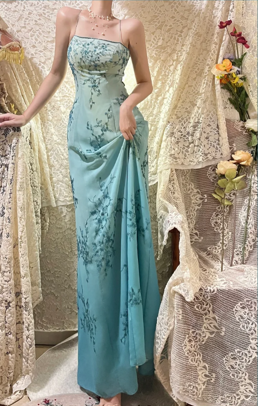 Elegant Gradient Blue Oil Painting Beaded Long Prom Dress Main image