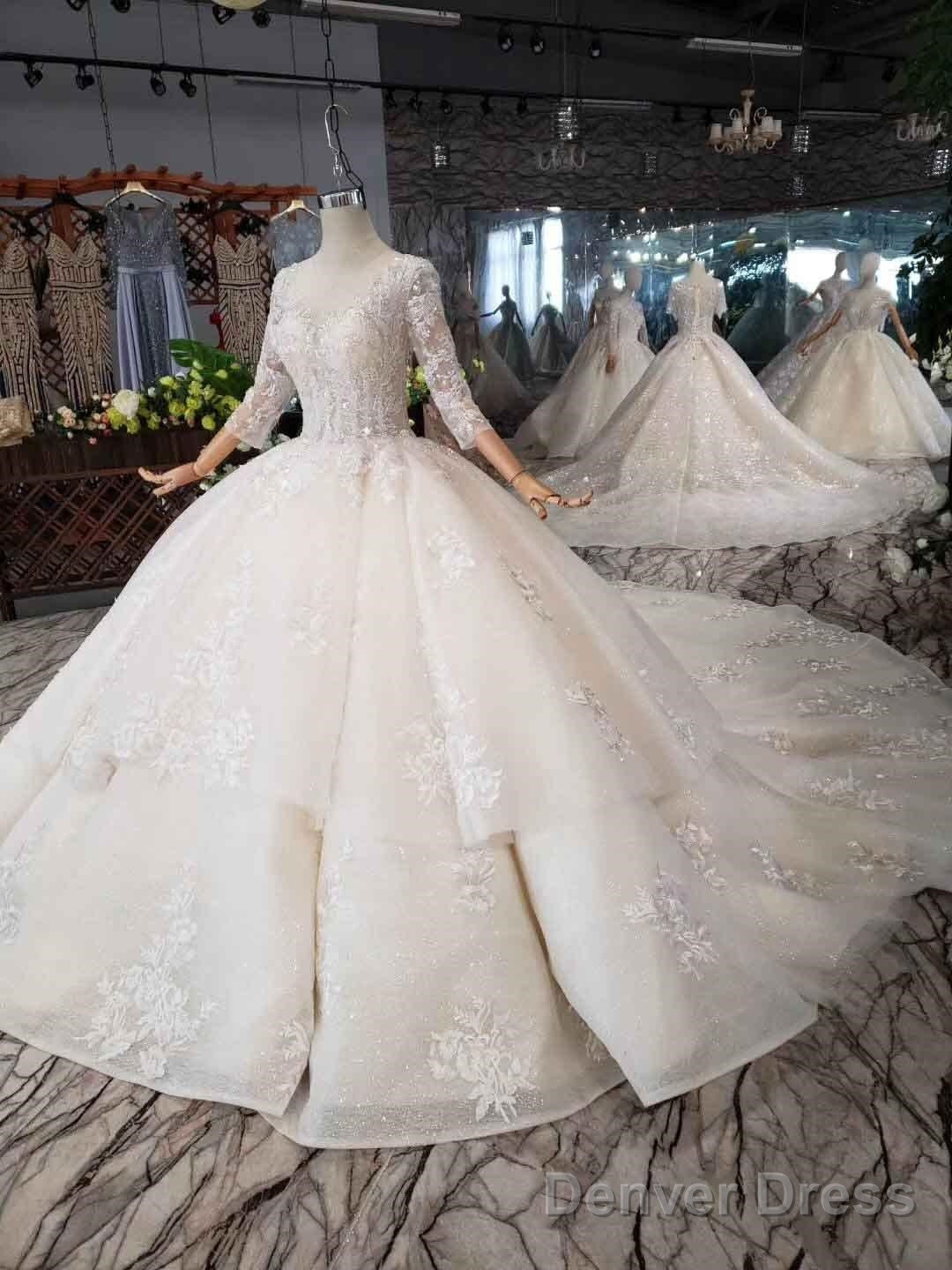 Elegant Half Sleeves Ball Gowns Lace Layer Wedding Dresses