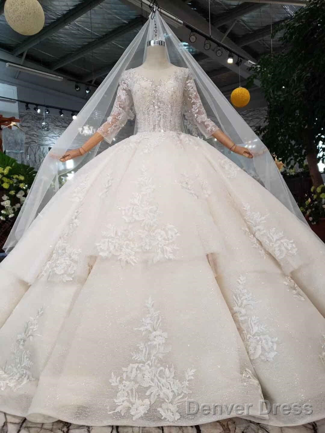 Elegant Half Sleeves Ball Gown Lace Layer Wedding Dress