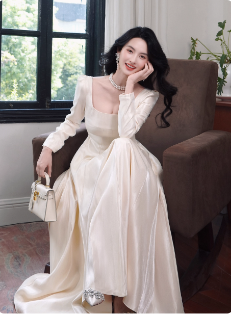 Elegant Ivory A-Line Square Neck Long-Sleeve Satin Long Prom Dresses Evening Dresses
