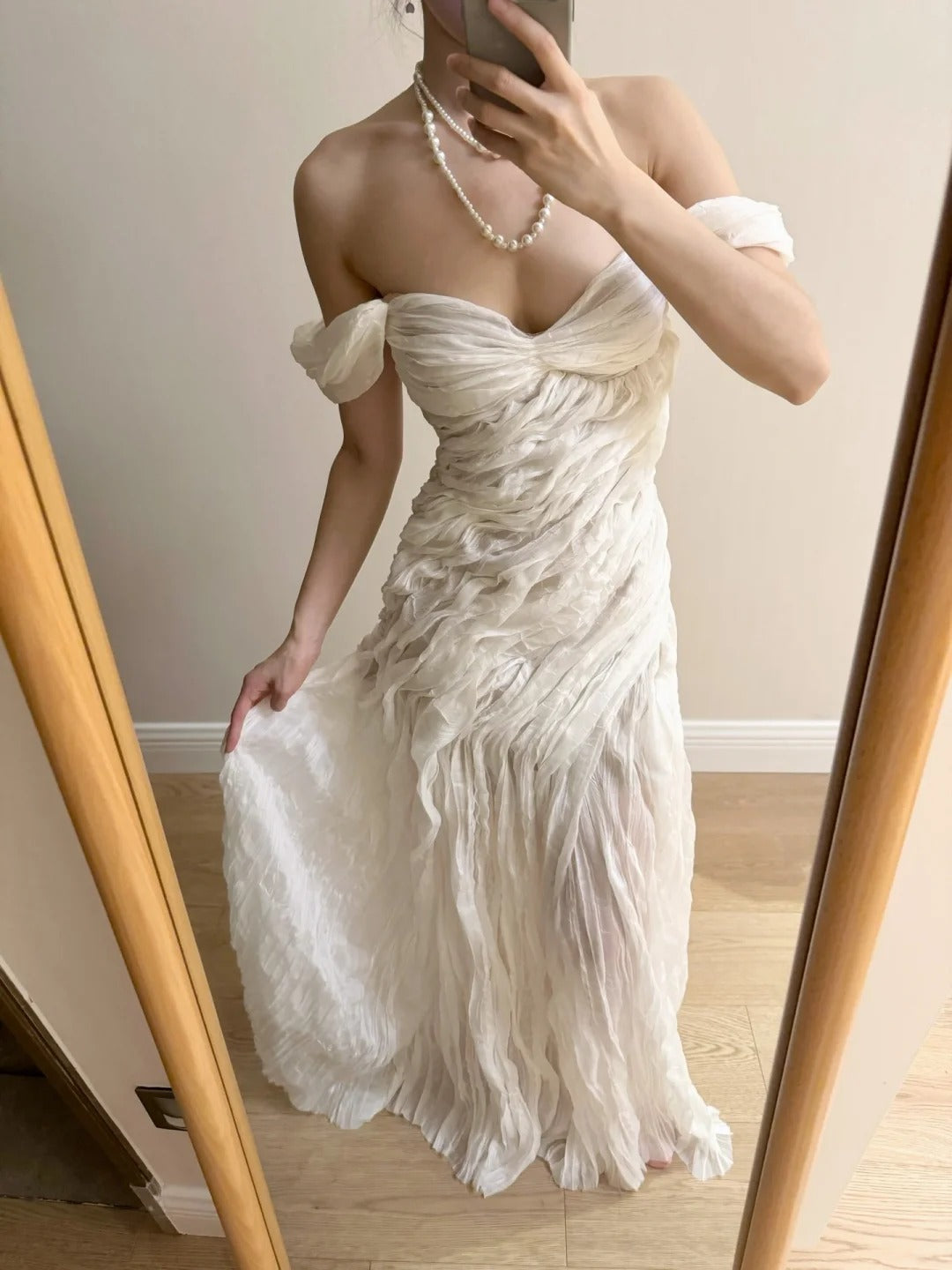 Elegant Ivory Pleated Satin Long Prom Dresses Evening Dresses