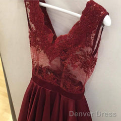 Elegant Lace V-Neck Cap Sleeves Homecoming Dresses Short Cocktail Dress