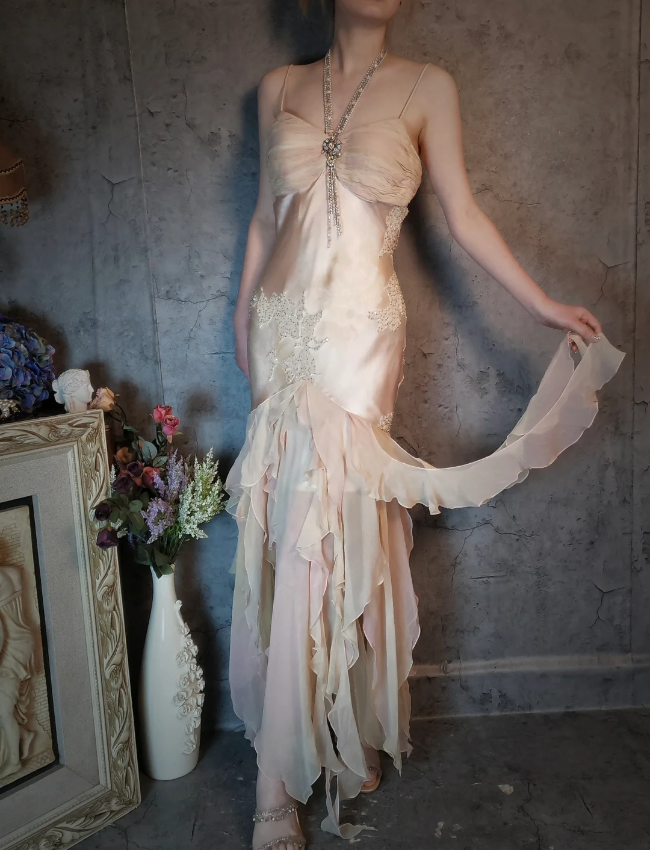 Elegant Light Pink Mermaid Beaded Layered Ruffled Satin Prom Dresses Evening Dresses