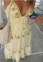 2026 New A Line Spaghetti Strap Embroidered Light Yellow Satin Prom Dresses Outfits