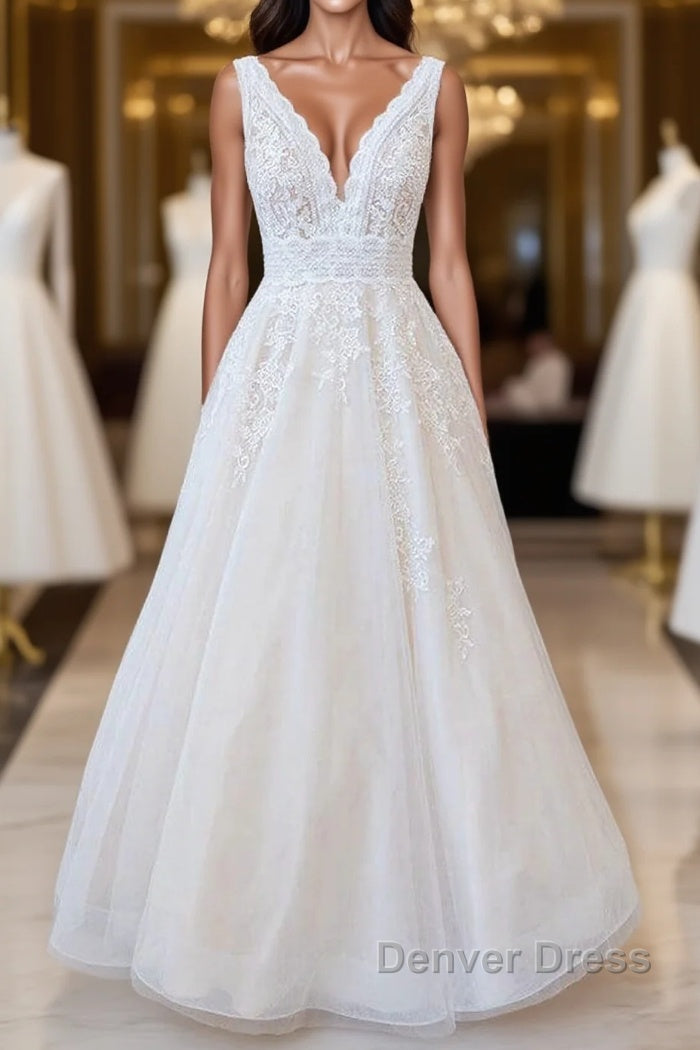 Elegant Long A-line V-neck Appliques Lace Tulle Backless Wedding Dresses Main image