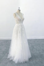 Elegant Long  A-line V-neck Appliques Tulle Backless Wedding Dresses