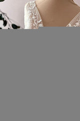 Elegant Long Sweetheart A-Line Tulle Appliques Lace Wedding Dress