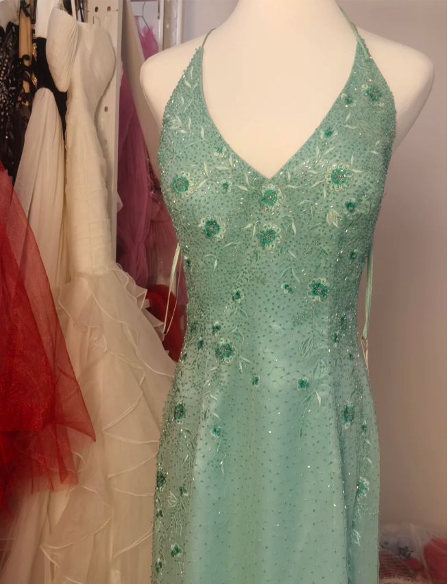 Elegant Mint Green Fitted Beaded Halter Neck Backless Long Prom Dresses Evening Dresses