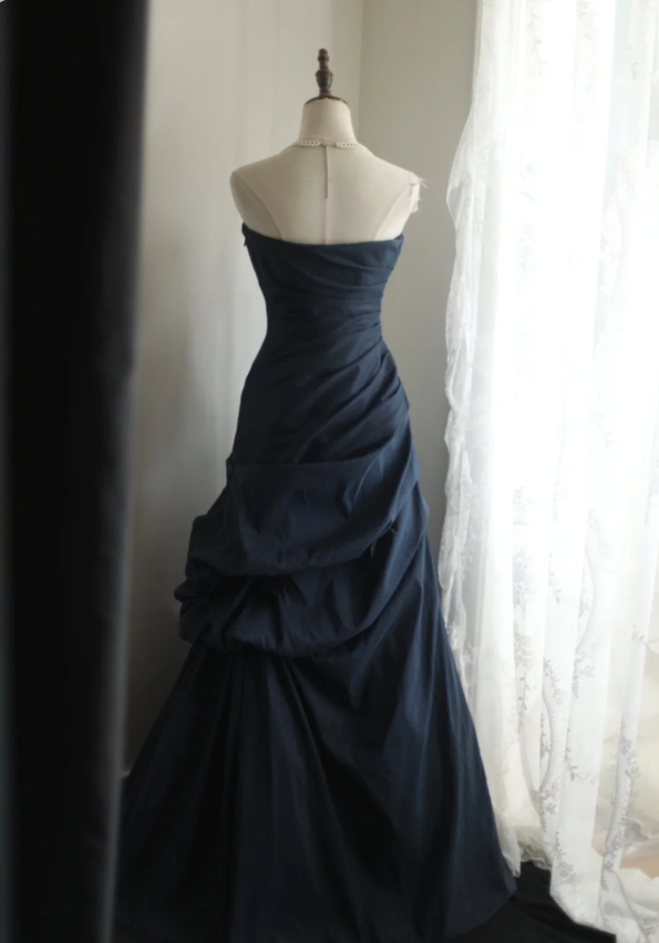 Elegant Navy Blue Mermaid Pleated Satin Long Prom Dresses Evening Dresses