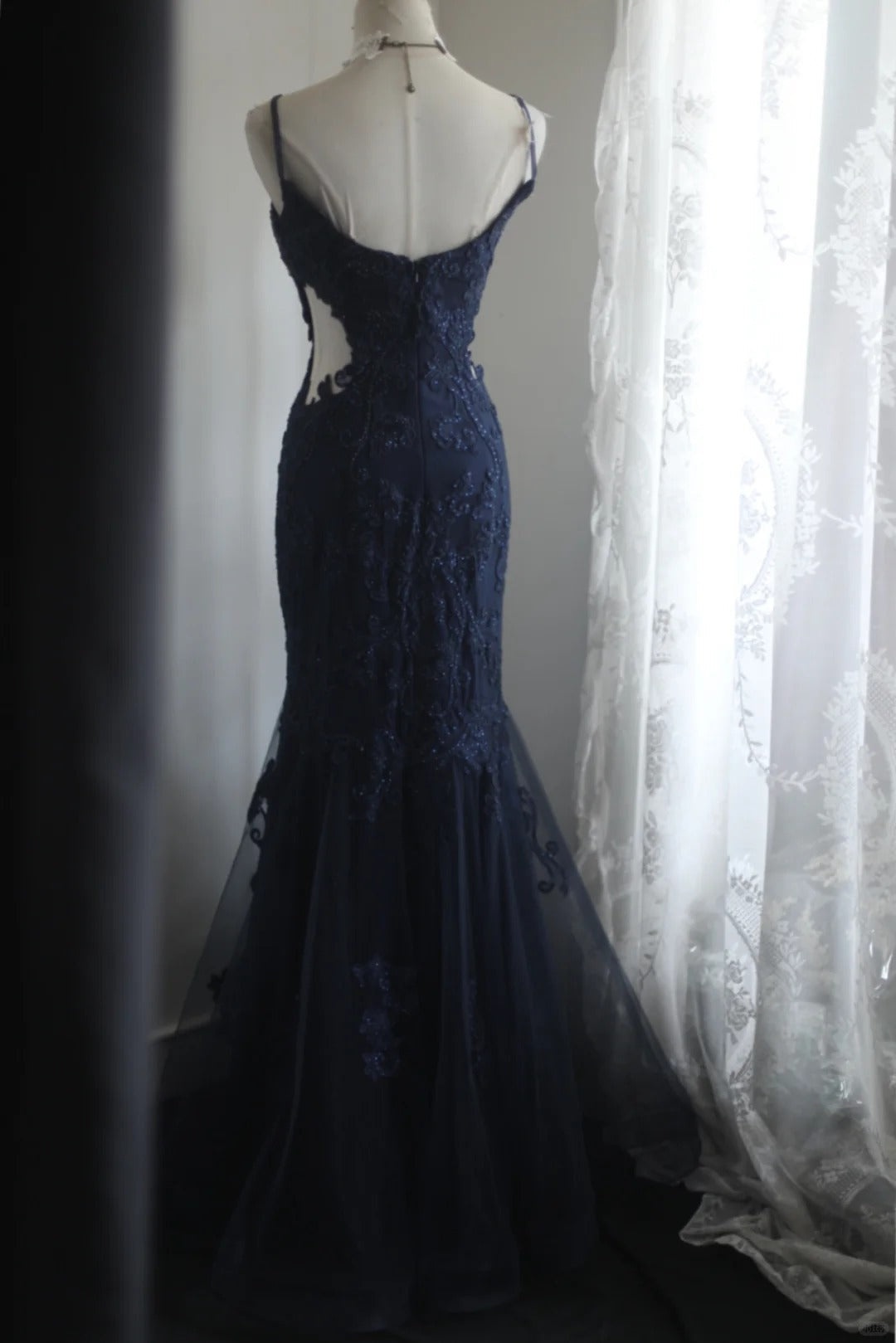Elegant Navy Blue Mermaid Spaghetti Strap Lace Long Prom Dresses Evening Dresses