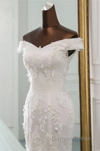 Elegant Off The Shoulder Mermaid Long Wedding Gowns With Lace Appliques