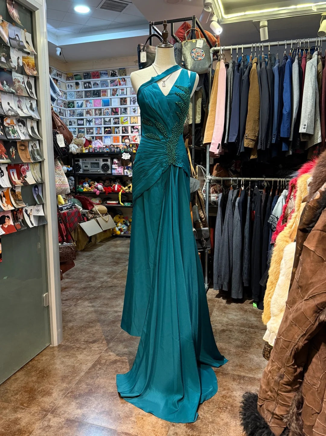 Elegant Peacock Green One-Shoulder Pearl Ribbon Satin Long Prom Dresses Evening Gown Main image