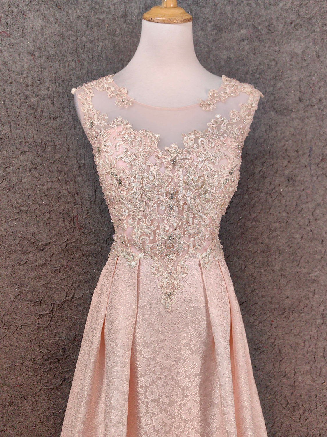 Elegant Pink A-Line Sleeveless Crew Neck Lace Rhinestone Brocade Satin Long Prom Dresses Evening Dresses