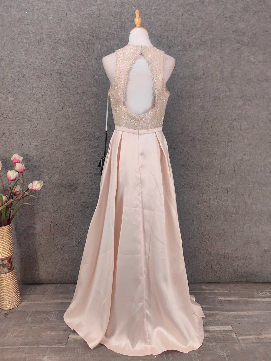 Elegant Pink Halter Neck V-Neck Rhinestone Lace Satin Long Prom Dresses Evening Dresses