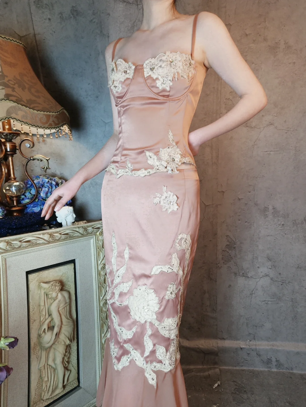 Elegant Pink Mermaid Spaghetti Strap Lace Embroidered Satin Prom Dresses Evening Dresses
