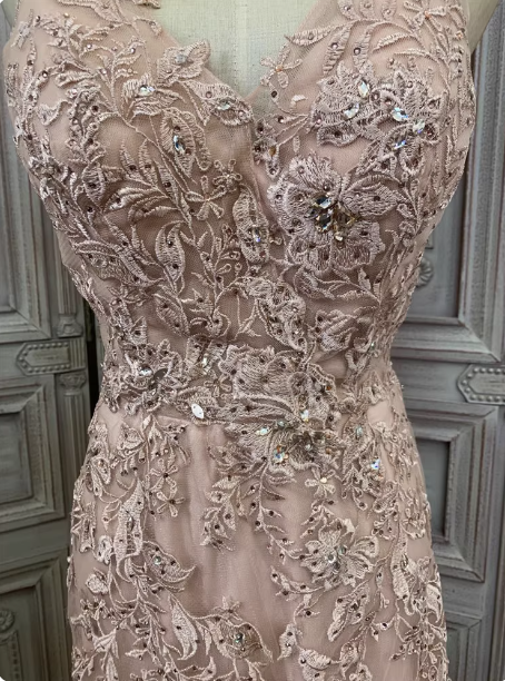 Elegant Pink Mermaid V-Neck Lace Embroidery Tulle Long Prom Dresses Evening Dresses