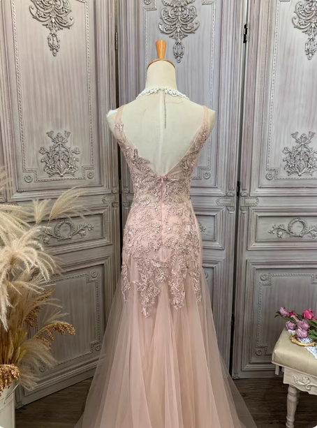 Elegant Pink Mermaid V-Neck Lace Embroidery Tulle Long Prom Dresses Evening Dresses