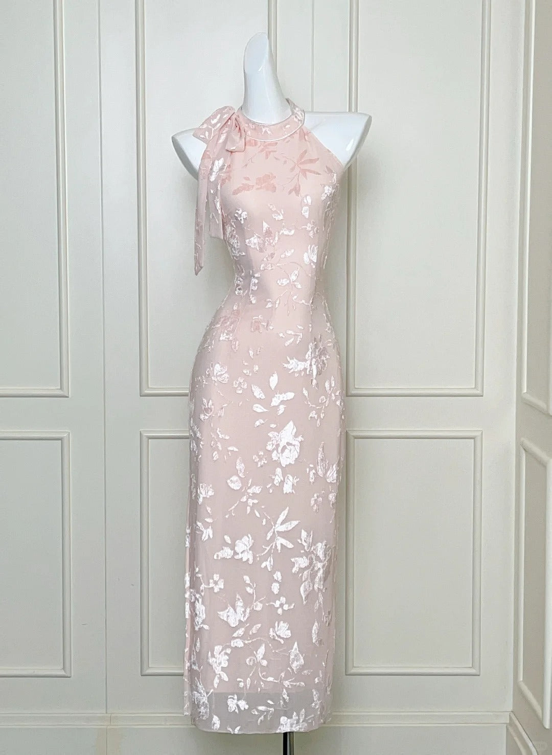 Elegant Pink Slim Halter Neck Jacquard Slit Long Prom Dresses Evening Dresses Secondary image