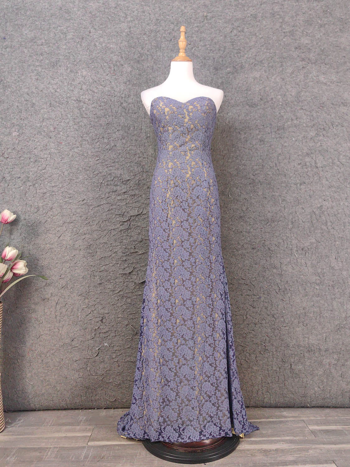 Elegant Purple Sweetheart Neck Split Lace Long Prom Dresses Evening Dresses Main image