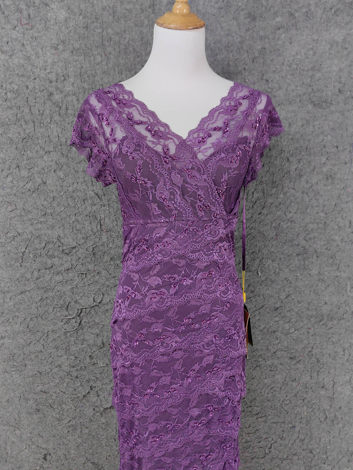Elegant Purple V-Neck Lace Long Prom Dresses Evening Dresses Secondary image