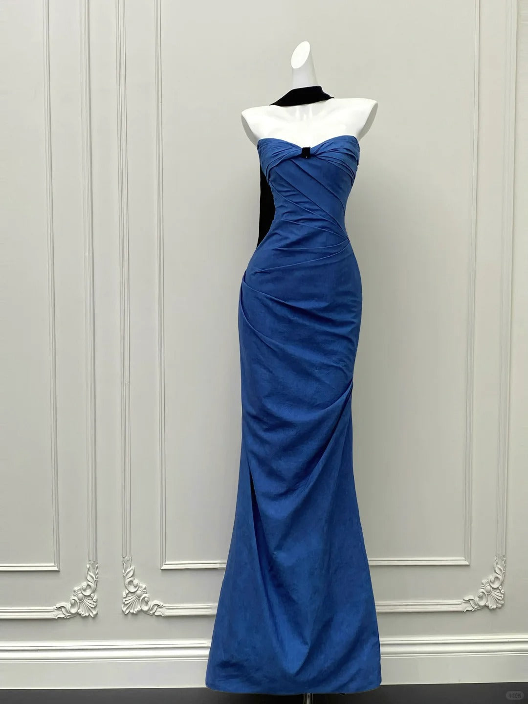 Elegant Royal Blue Mermaid Strapless Pleated Long Prom Dresses Evening Dresses