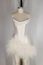 Elegant Satin Tube Top Feather Edge Bodycon 19Th Birthday Homecoming Dresses