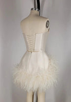 Elegant Satin Tube Top Feather Edge Bodycon 19Th Birthday Homecoming Dresses