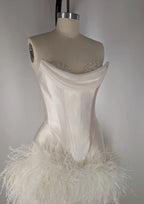 Elegant Satin Tube Top Feather Edge Bodycon 19Th Birthday Homecoming Dresses